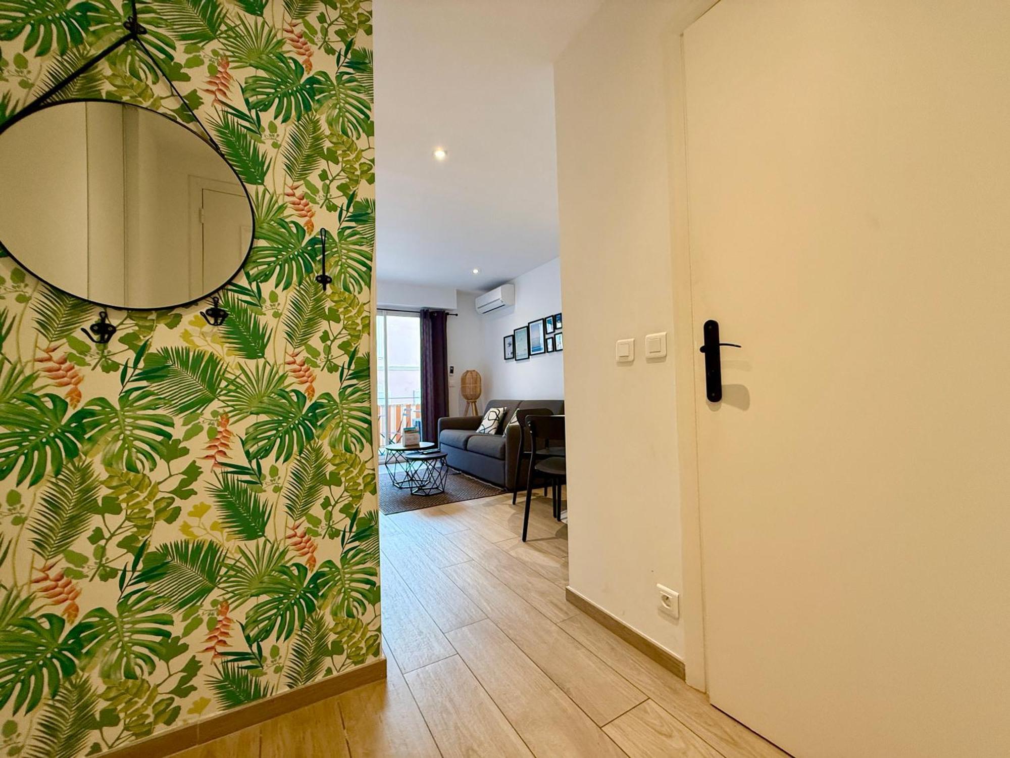 C001-Beau Studio Neuf Situe Au Centre Cannes Exteriér fotografie