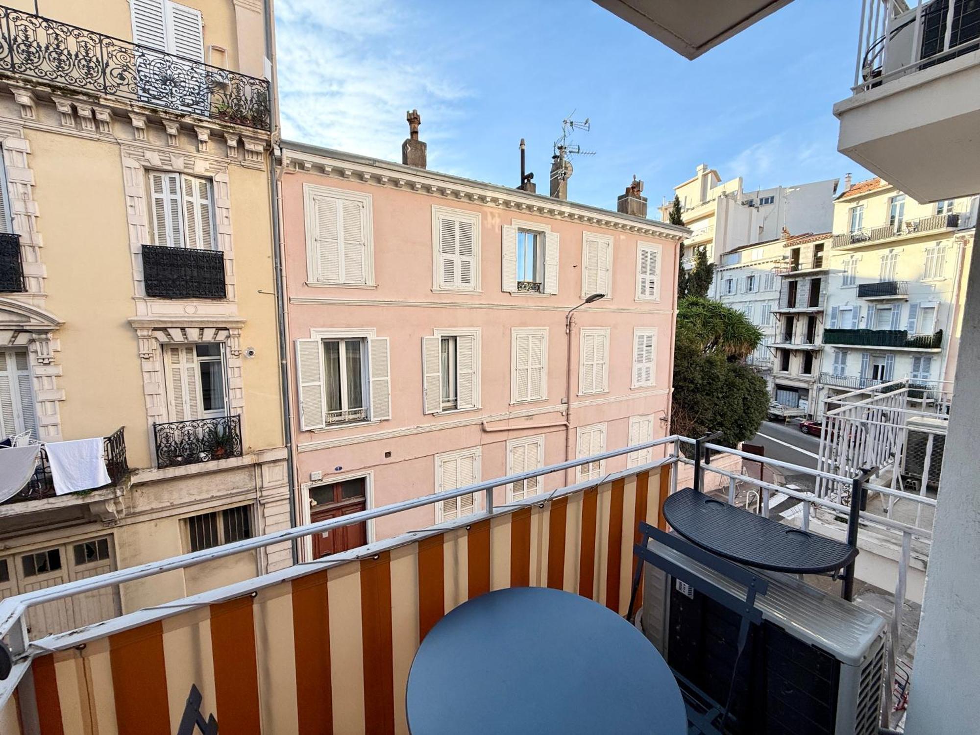 C001-Beau Studio Neuf Situe Au Centre Cannes Exteriér fotografie